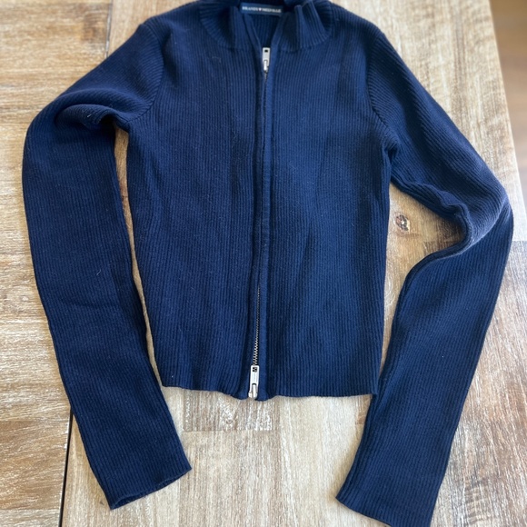 Brandy Melville Navy Sweater - Picture 2 of 4